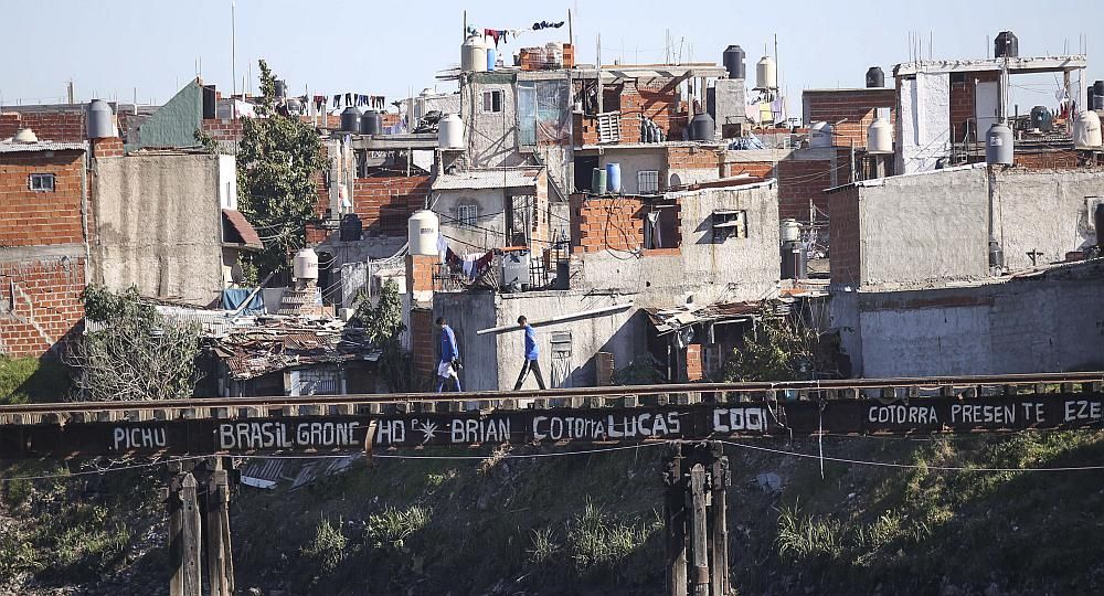 Lo informó la Dirección General de Estadística y Censos del Gobierno de la Ciudad. Asimismo, durante ese mismo período, la indigencia se redujo del 5,6% al 3,9%.