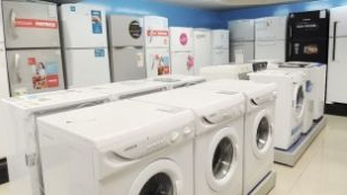 negotiate price freezing of cell phones, motorcycles, refrigerators and electro until STEP