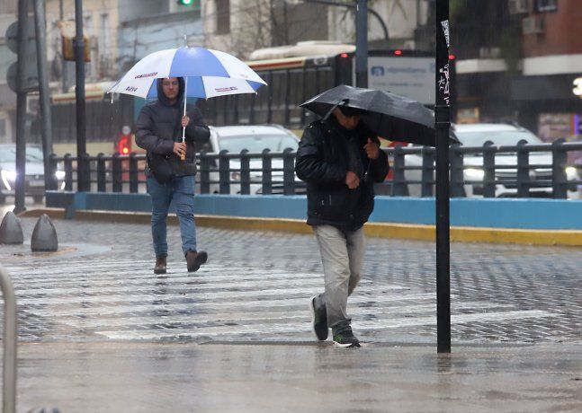 Este sábado espera el avance de tormentas por la mañana y ráfagas de viento de más de 70 kilómetros.