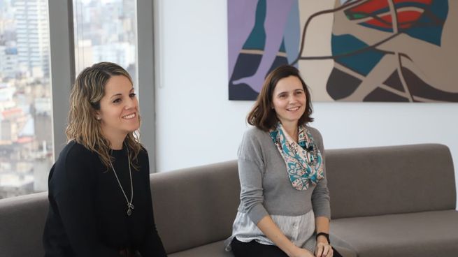 Jesica Descalzo de Bonda y Josefina Schaer de Despegar participaron del segundo panel del evento de Equidad de Ámbito Debate.