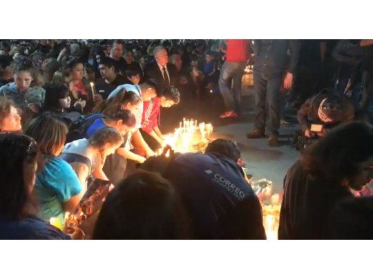 Vecinos de Grand Bourg homenajearon a las víctimas de la tragedia mendocina