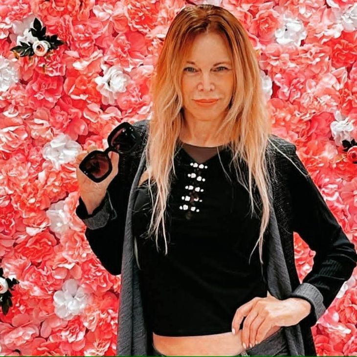 Patricia Sarán saltó a la fama por la publicidad realizada en el ascensor jaula en plena época del Patricia Sarán saltó a la fama por la publicidad realizada en el ascensor jaula en plena época del