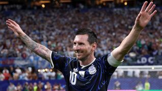 Lionel Messi recibirá el máximo título de la UBA en la previa de su despedida con la camiseta argentina.