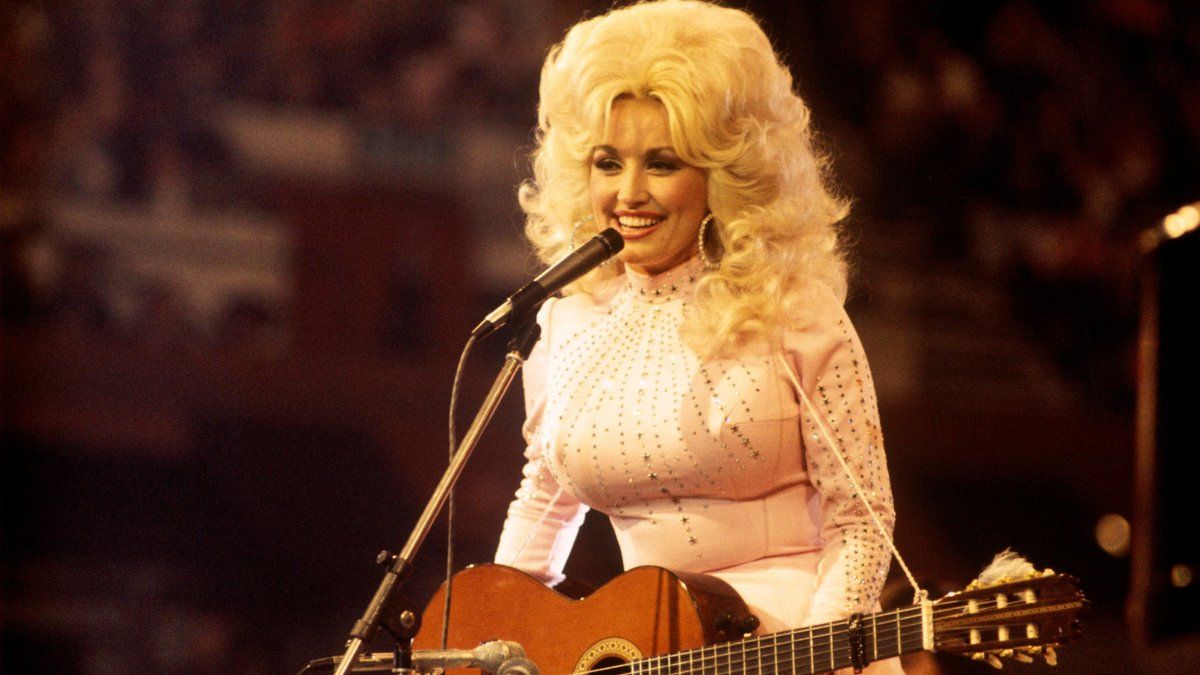 Muerte de Dolly Parton: Taylor Swift, Mick Jagger, Jane Fonda y otros artistas despidieron a la cantante
