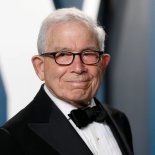 El empresario detrás de uno de los multimedios más grandes de Estados Unidos. El empresario detrás de uno de los multimedios más grandes de Estados Unidos.