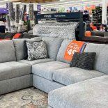 Sus precios y descuentos la hicieron conocida en todos los Estados Unidos. Sus precios y descuentos la hicieron conocida en todos los Estados Unidos.