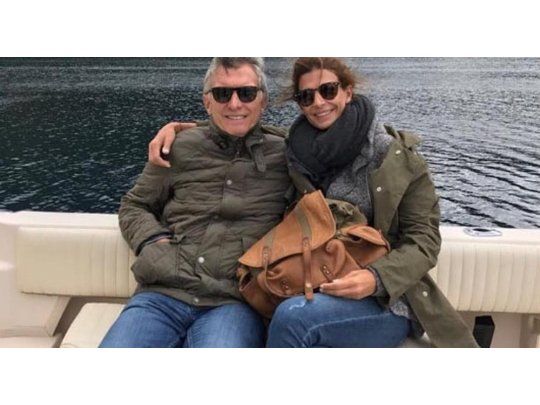 La primera dama Juliana Awada subio a su cuenta de Instagram una foto juto al presidente Mauricio Macri.