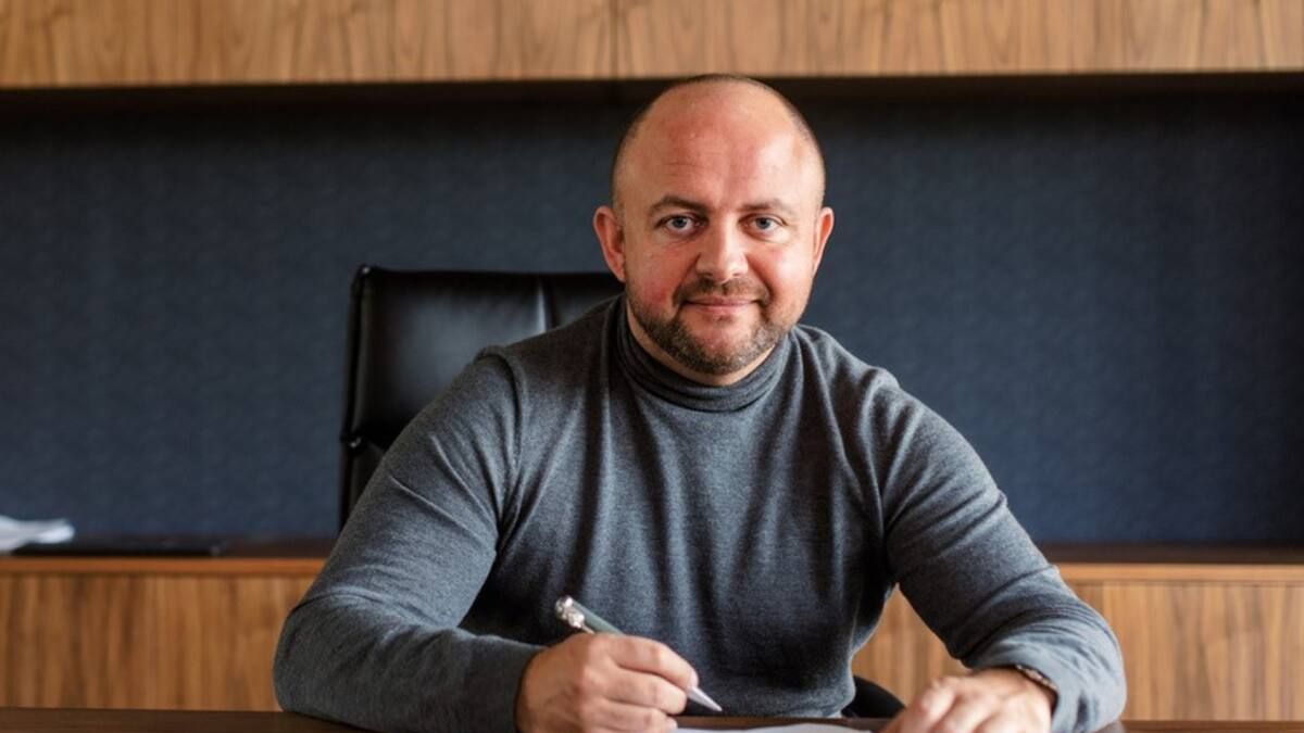 He hit rock bottom, started his company from scratch and today he is a millionaire: what Robert Bull did