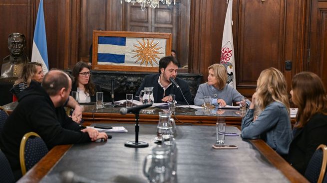 Los legisladores porteños se reunieron en un plenario de comisiones para discutir sobre la creación del sistema penitenciario local.