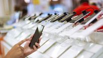 Varios modelos de celulares en exhibición reflejan un mercado con precios en ajuste, tras los cambios impositivos y con comportamientos dispares según marca y segmento