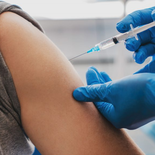 El refuerzo de la vacuna contra la poliomielitis bajó del 84% en niños al 47,6%. El refuerzo de la vacuna contra la poliomielitis bajó del 84% en niños al 47,6%.