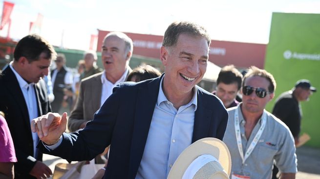 Diego Santilli fue invitado por Karina Milei al acto de La Libertad Avanza de este sábado e Suipacha.