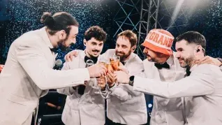 Los muchachos de Parén la Mano celebrando al finalizar la histórica jornada. Los muchachos de Parén la Mano celebrando al finalizar la histórica jornada.