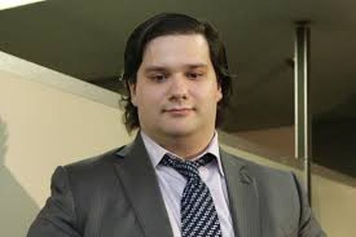 Manejaba millones en criptomonedas y lideraba el mayor exchange del mundo, hasta que un hackeo lo convirtió en el rostro de una debacle global.  