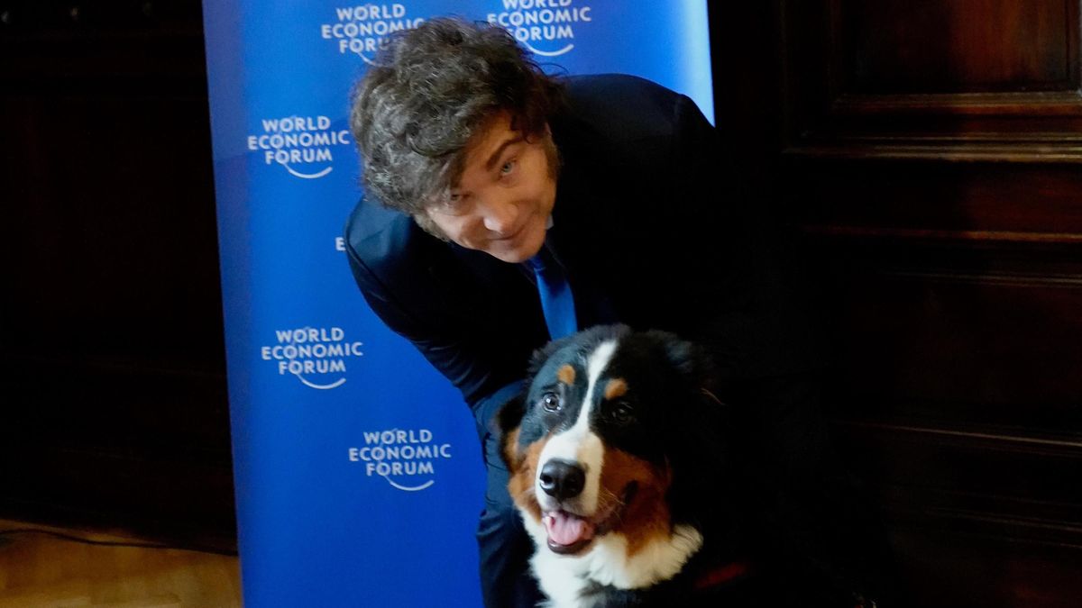 Javier Milei spoke before businessmen and was interrupted by Thor barking: “You’re right”
