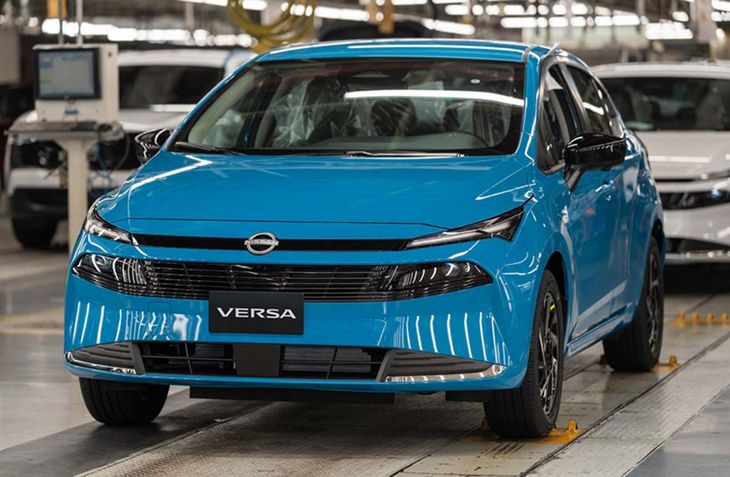 El Nissan Versa lidera en México (90.223). El Nissan Versa lidera en México (90.223).