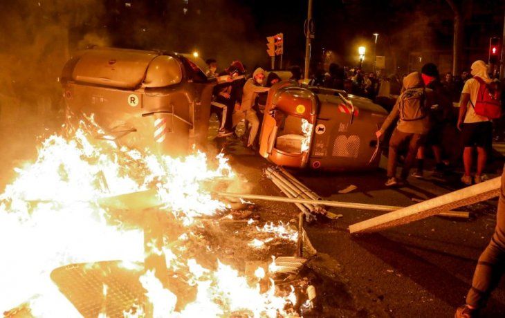 Las protestas en el corazón de Barcelona y en Girona llevan tres días seguidos.