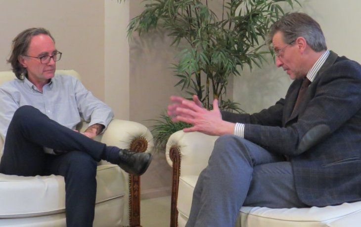El ministro de Finanzas de Córdoba Osvaldo Giordano y el investigador del Conicet Dante Avaro.&nbsp;