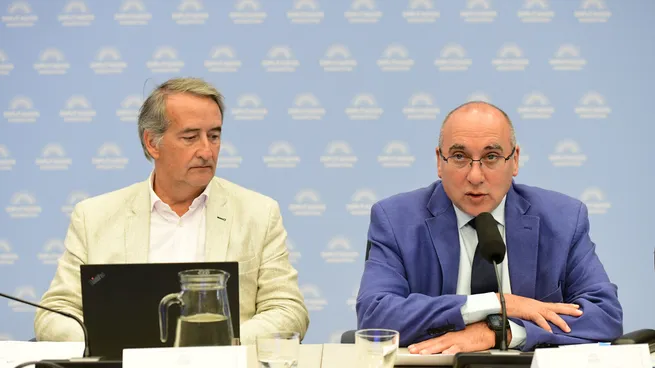 José Peluc y Nicolás Mayoraz, presidentes del plenario por la reforma a la ley de Glaciares.