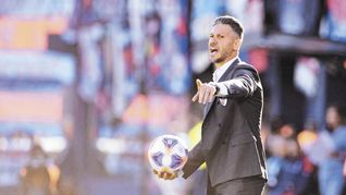 En el ojo del huracán. Martín Demichelis criticó a Lanús y Frank Kudelka salió al cruce.