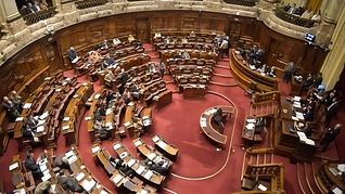 El Ejecutivo afrontará un total de cinco interpelaciones antes de terminar su primer año. El Ejecutivo afrontará un total de cinco interpelaciones antes de terminar su primer año.