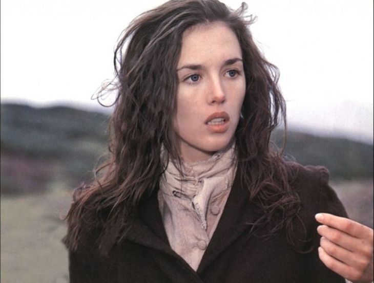 Espléndida Isabelle Adjani como Emily en Espléndida Isabelle Adjani como Emily en