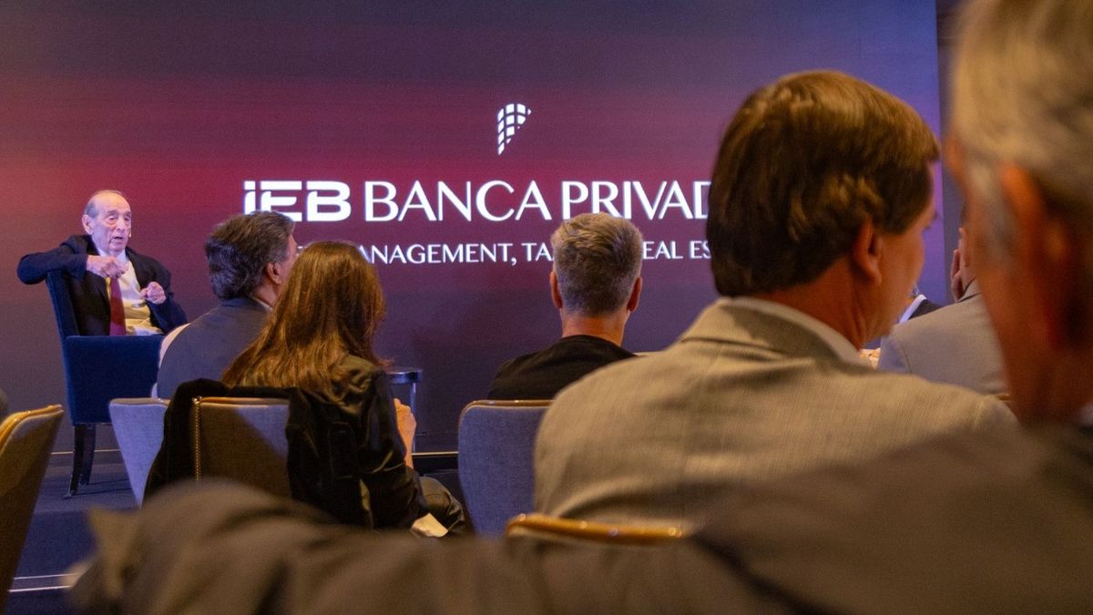Dollar: Ricardo Arriazu recommended not devaluing and gave his point of view on eventual dollarization