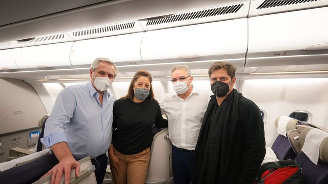 El presidente Alberto Fernández dio inicio esta noche a su gira por Rusia, China y Barbados.