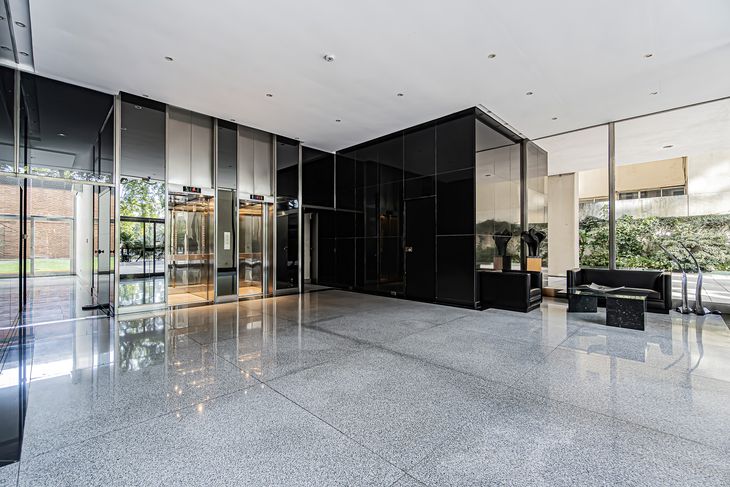 Área de ingreso al Panedile, una construcción que 60 años después se mantiene en el mercado inmobiliario de alta gama Área de ingreso al Panedile, una construcción que 60 años después se mantiene en el mercado inmobiliario de alta gama