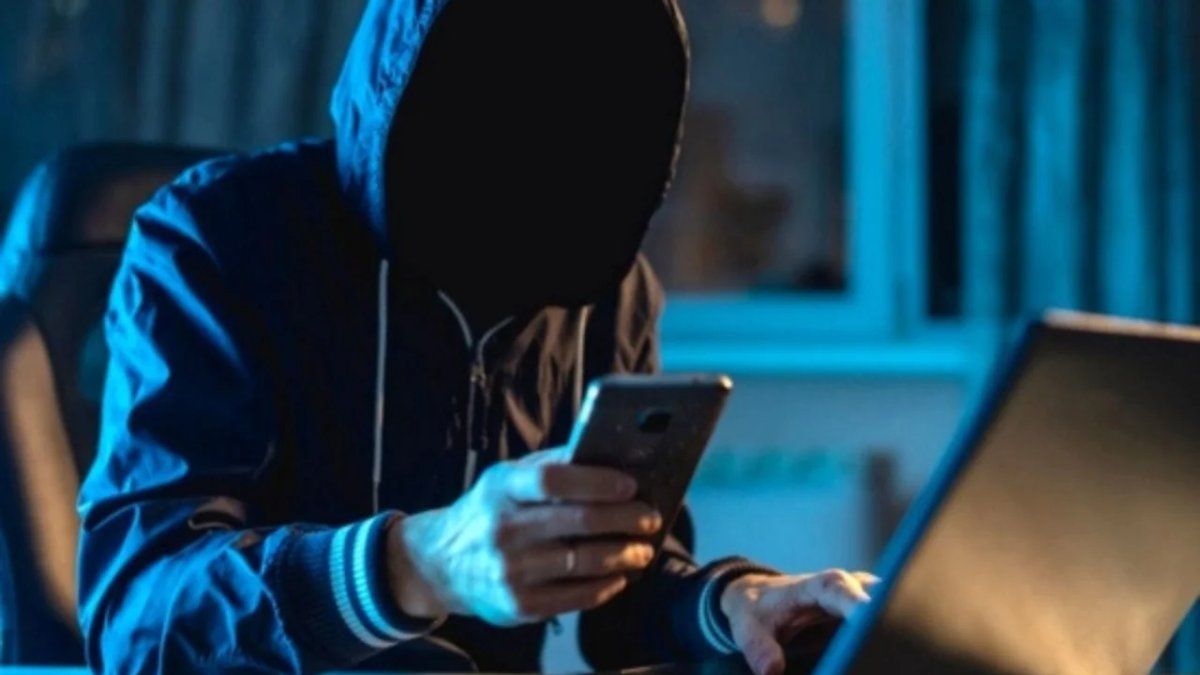 The warning of an important bank to avoid virtual scam