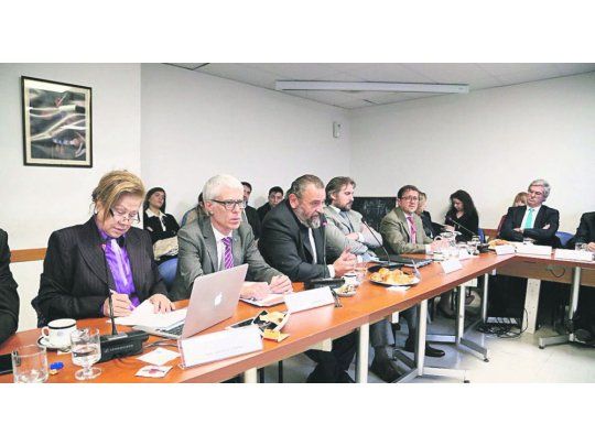 Rechazo. Fiscales gatillaron críticas a Gils Carbó en el Congreso.