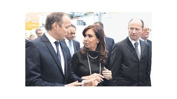Cristina de Kirchner volvió ayer a la campaña con un acto en General Rodríguez donde se mostró con Martín Insaurralde.