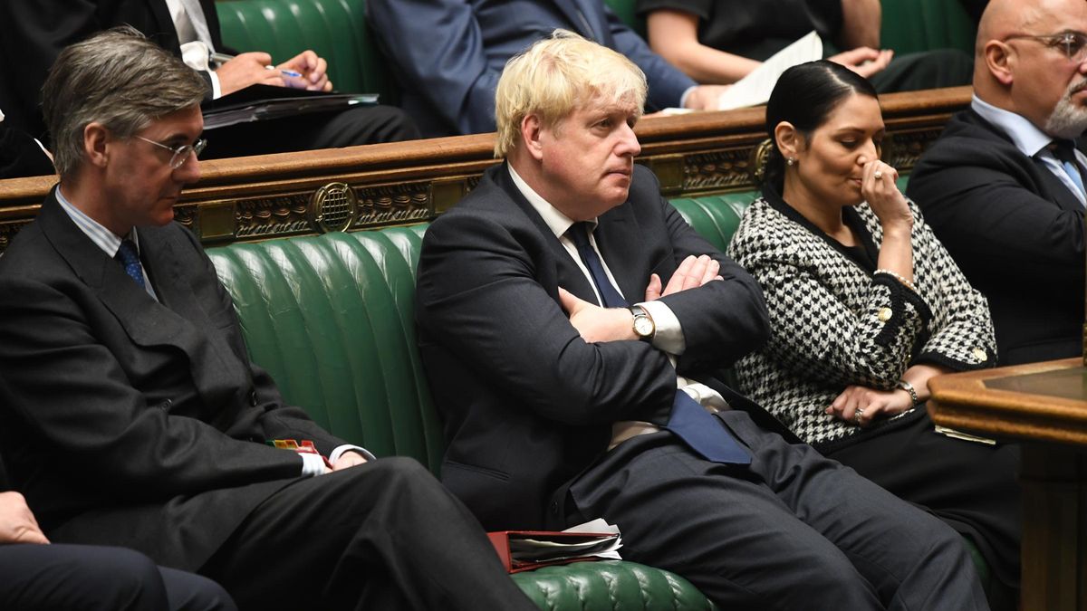 Boris Johnson faces a choice that could precipitate his downfall