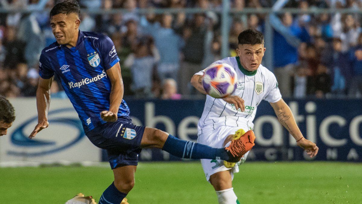 Atlético Tucumán tied and the championship was red hot
