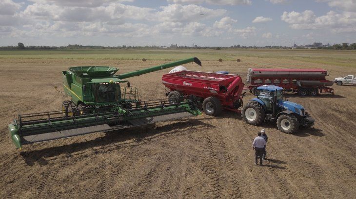 maquinaria-agricola-mejora-la-industria-pese-a-la-coyunturajpg