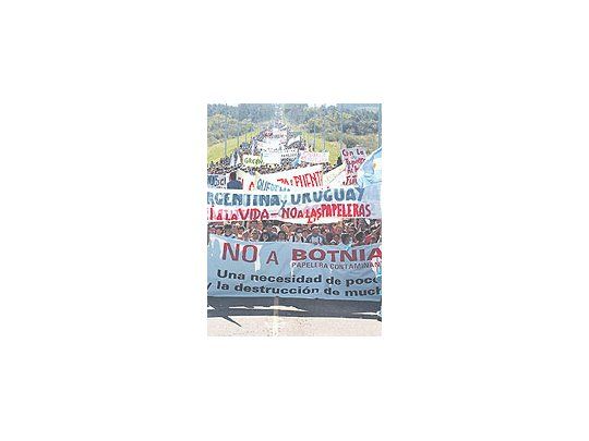El próximo domingo los habitantes de Gualeguaychú realizaránuna marcha que esperan tendrá una convocatoriaidéntica a la que hace un año reunió a miles de vecinos.