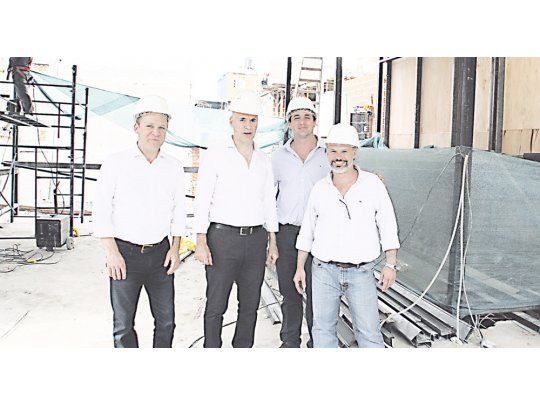 Recorrida. El jefe de Gobierno porteño, Horacio Rodríguez Larreta, le mostró a Ámbito Financiero el edificio donde trasladará sus oficinas a fin de año, en pleno corazón de la Villa 31.  La recorrida permitió visitar las obras de infraestructura que se están realizando en el barrio, que estarán finalizadas en agosto de 2018.