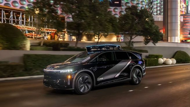 La compañía incorporará a su flota el vehículo desarrollador por Lucid Motors y Nuro.