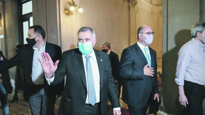 Arribo. Tras la reunión con Manzur del lunes, Jaldo logró quedar al frente del Gobierno de Tucumán.