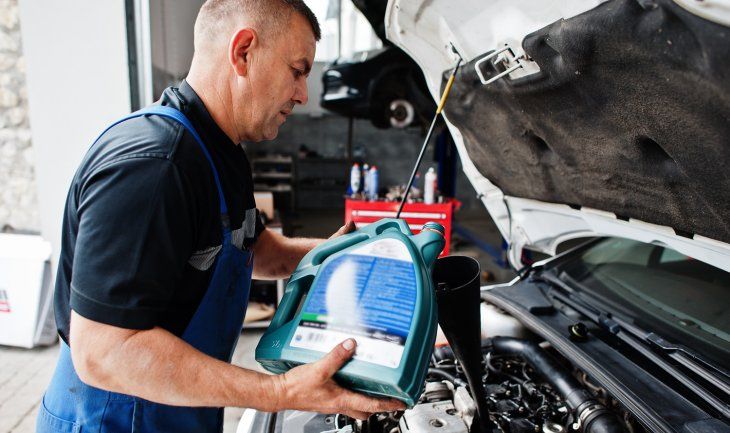 Fue clave en el mantenimiento de los autos y los motorhomes. Fue clave en el mantenimiento de los autos y los motorhomes.