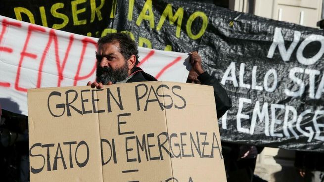 pase verde italia.jpg