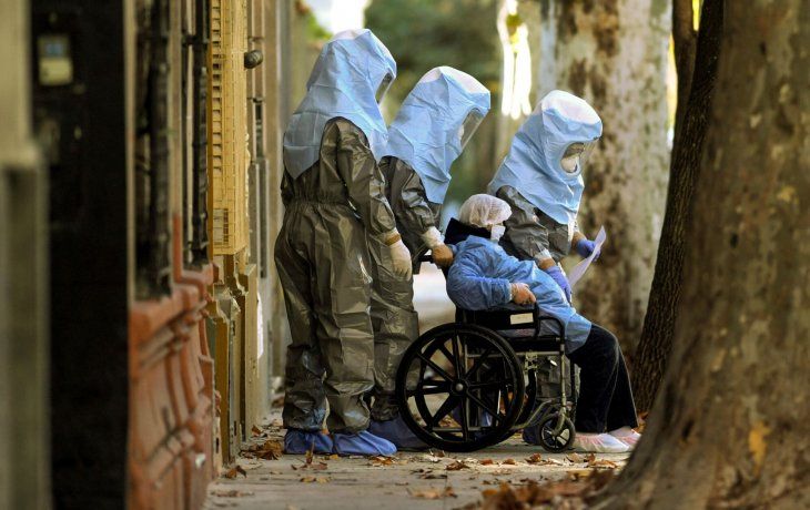 La&nbsp;nieta de una residente&nbsp;en ese geriátrico que murió tras ser trasladada al Hospital Churruca, dijo esta jornada que desde el geriátrico se quieren ocultar que hay casos.