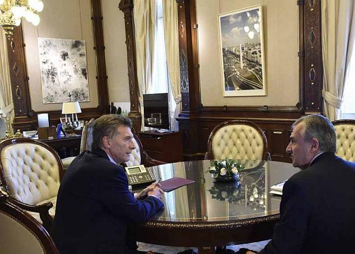Macri cambió los cuadros del despacho presidencial (foto 3)