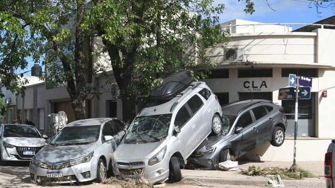 El temporal en Bahía Blanca dejó al menos 16 muertos.