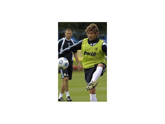 Heinze no está convencido de abandonar Real Madrid.