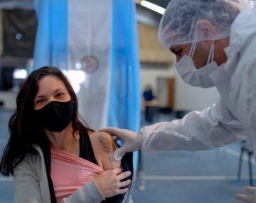 Más de 7 millones de bonaerenses con al menos una vacuna contra el coronavirus