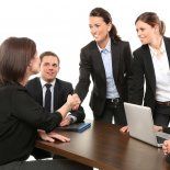 Pese a que las mujeres ingresaron masivamente al mundo laboral, las licencias se mantienen igual desde 1974. Pese a que las mujeres ingresaron masivamente al mundo laboral, las licencias se mantienen igual desde 1974.