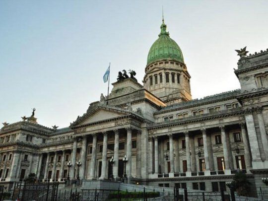 El Gobierno presentará este lunes en el Congreso el proyecto de ley que facultará al Ejecutivo a tomar medidas sanitarias. El Gobierno presentará este lunes en el Congreso el proyecto de ley que facultará al Ejecutivo a tomar medidas sanitarias.