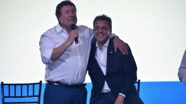 Weretilneck y Massa en el acto de Cipolletti.