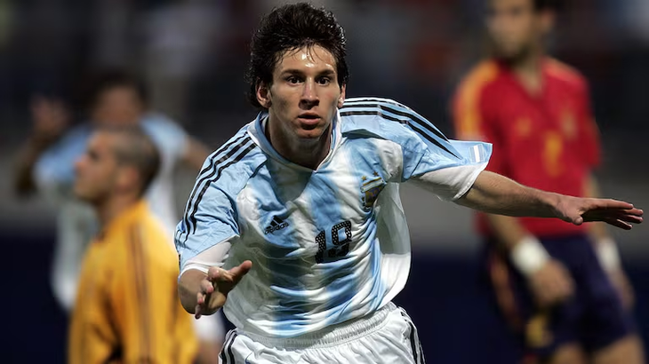 Messi celebrates a goal in the 2005 U-20 World Cup